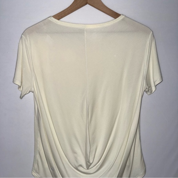 Lululemon Cream Short Sleeve High Low Women's Flowy Top - Picture 5 of 7